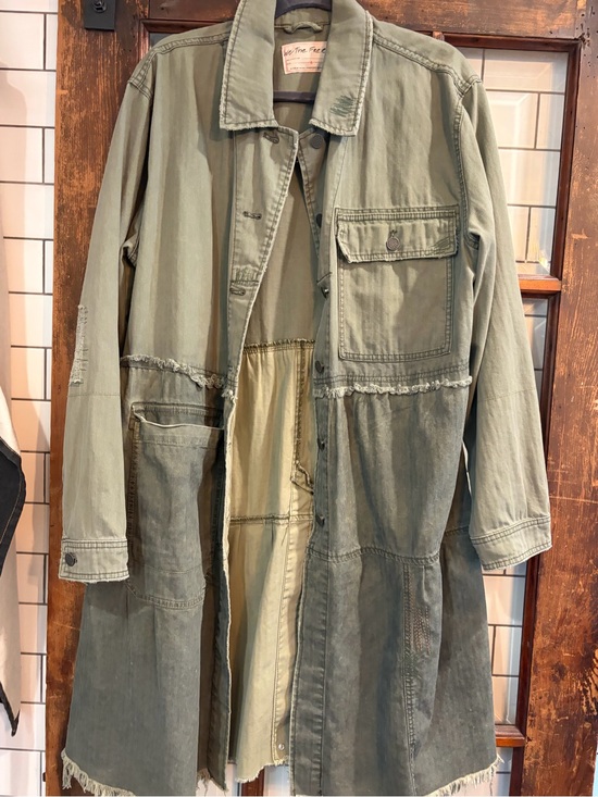 We The Free Jackets & Blazers - Free People "We The Free" jacket features intentional raw-edge paneling LG EUC